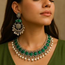 Ub_Jewellerys_Neckless_collocations_image